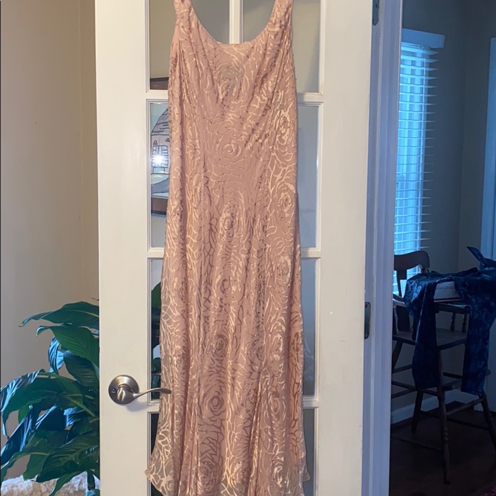 pink dress